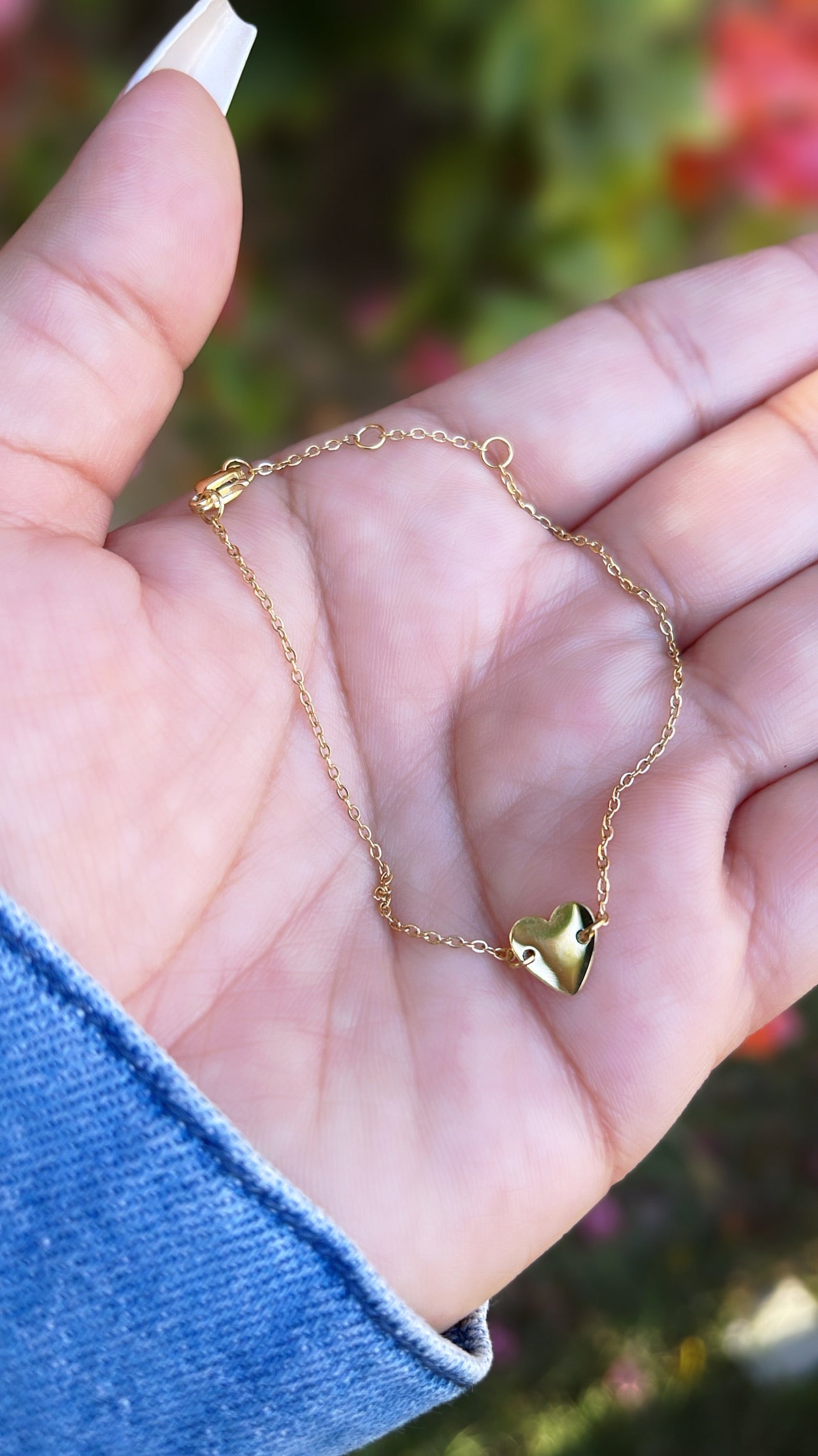 Personalized Dainty 🩷 heart bracelet