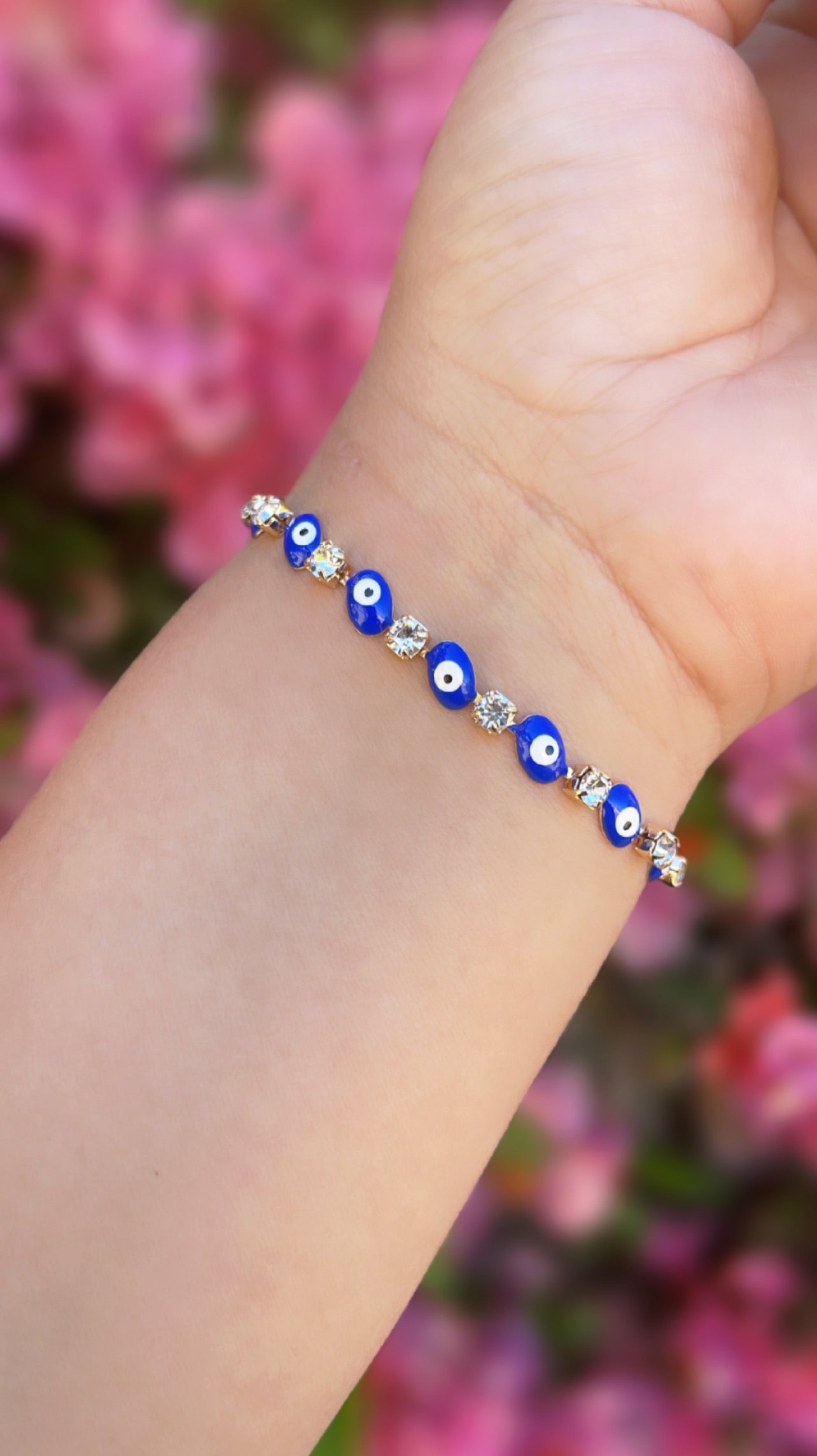 Blue oval eye bracelet