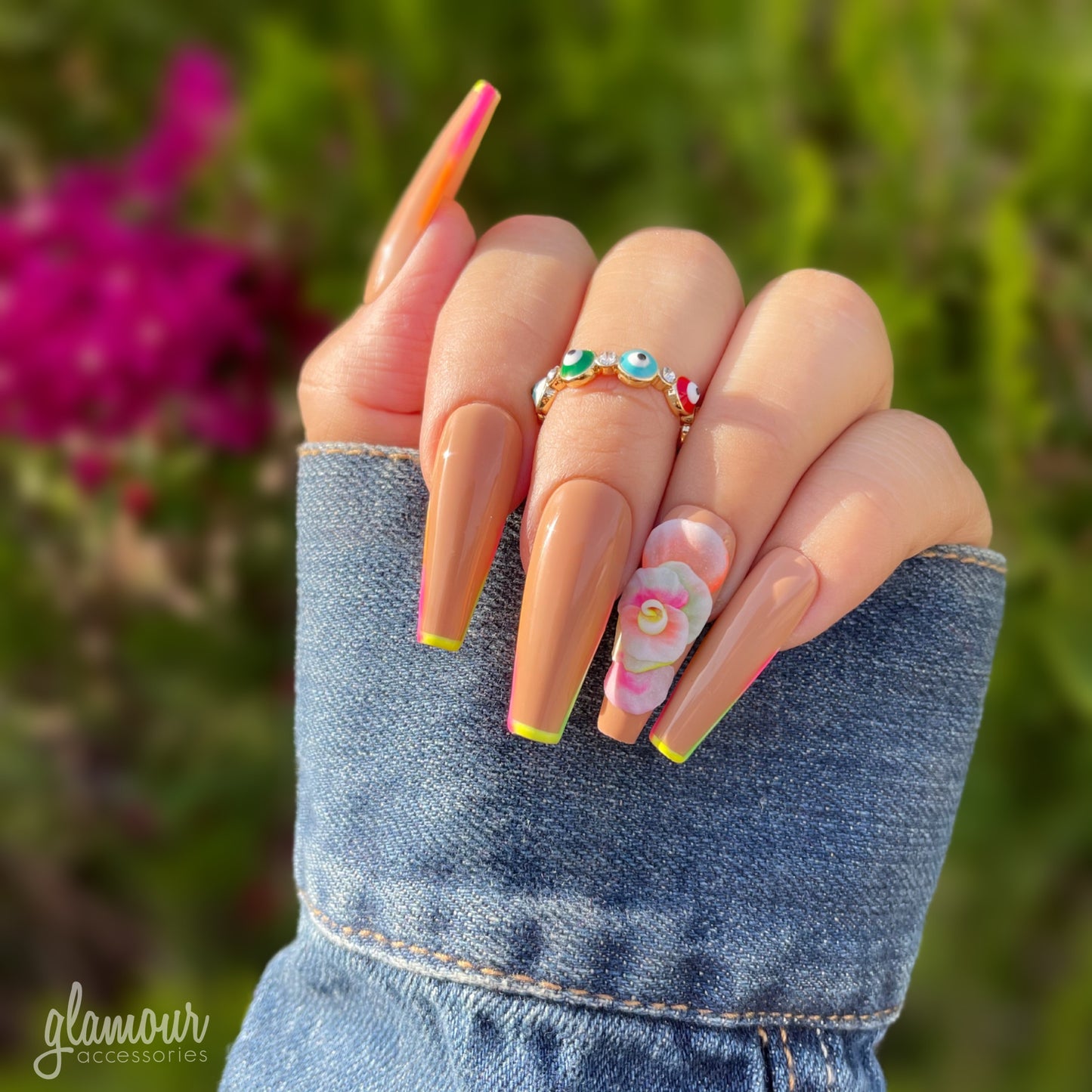 Multicolor eye ring