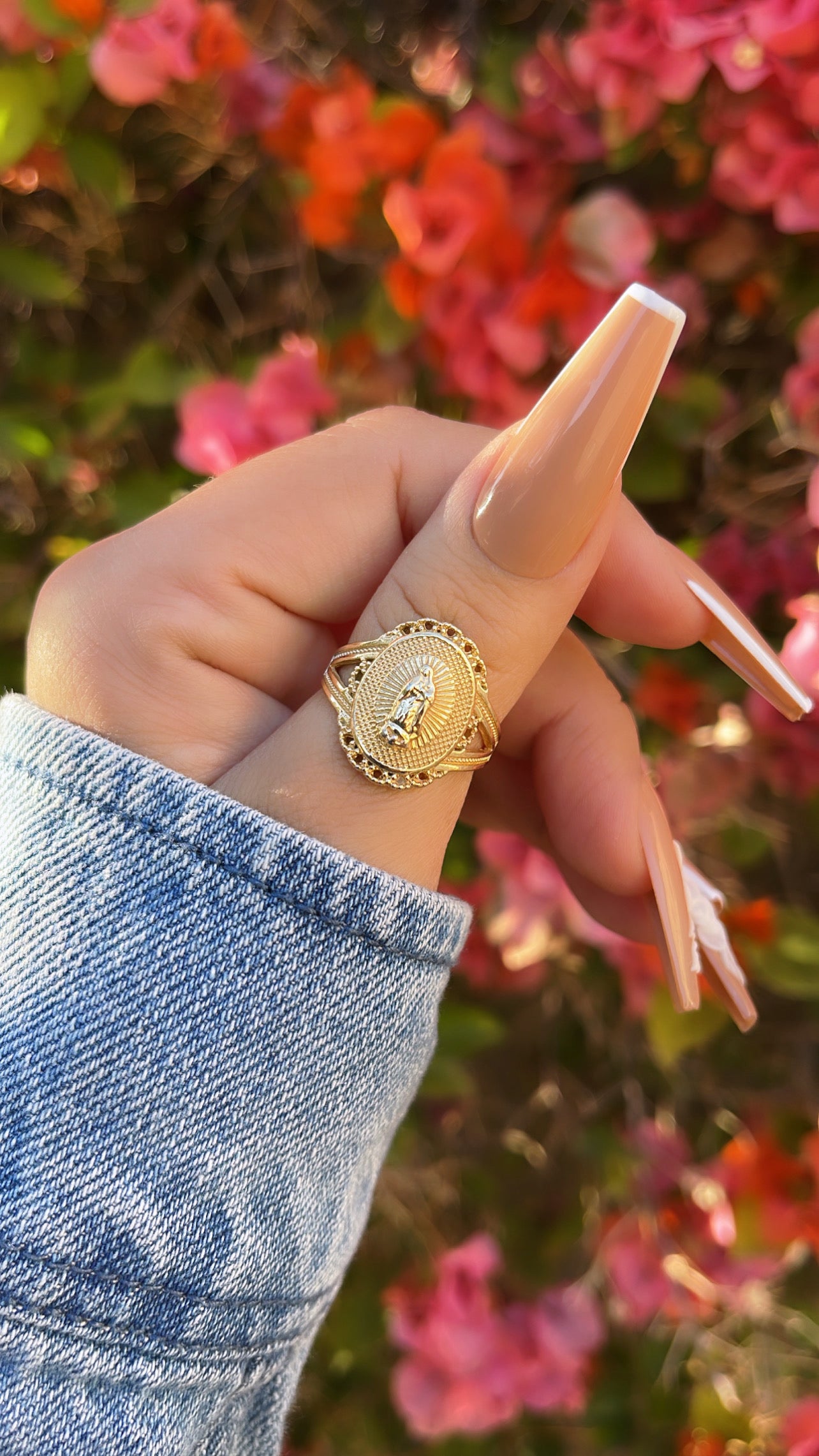 Oval Virgencita ring