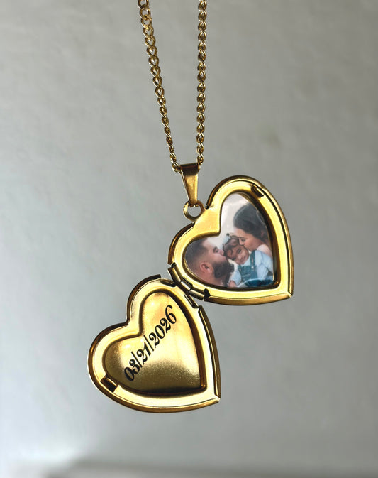 Medallón de corazón personalizado