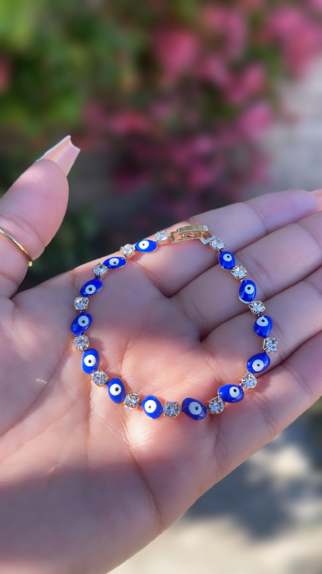 Blue oval eye bracelet