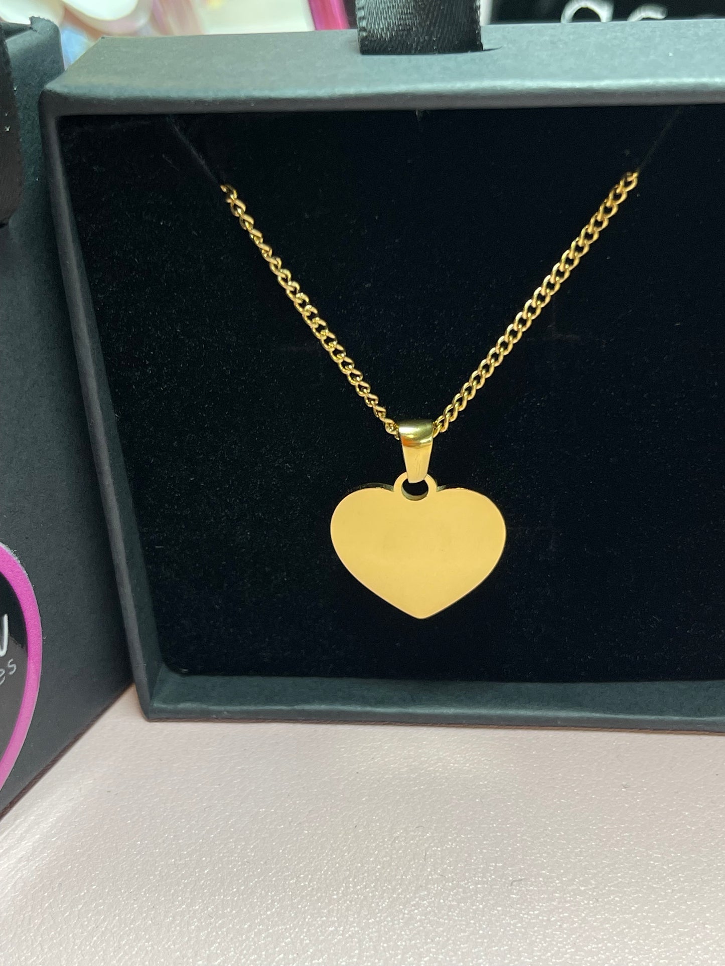 Heart necklace thin chain