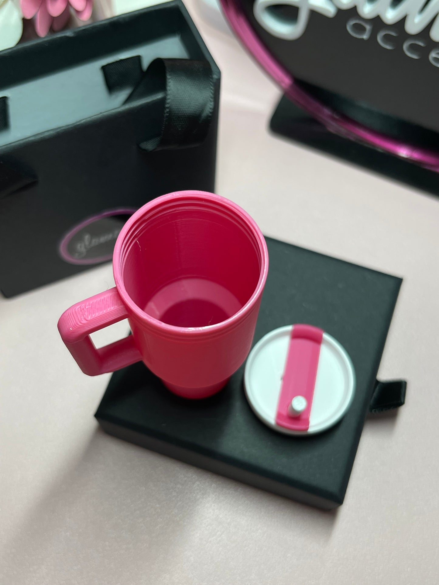 Tumbler money/ chapstick holder💖