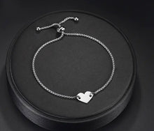 Cargar imagen en el visor de la galería, Personalized heart bracelet
