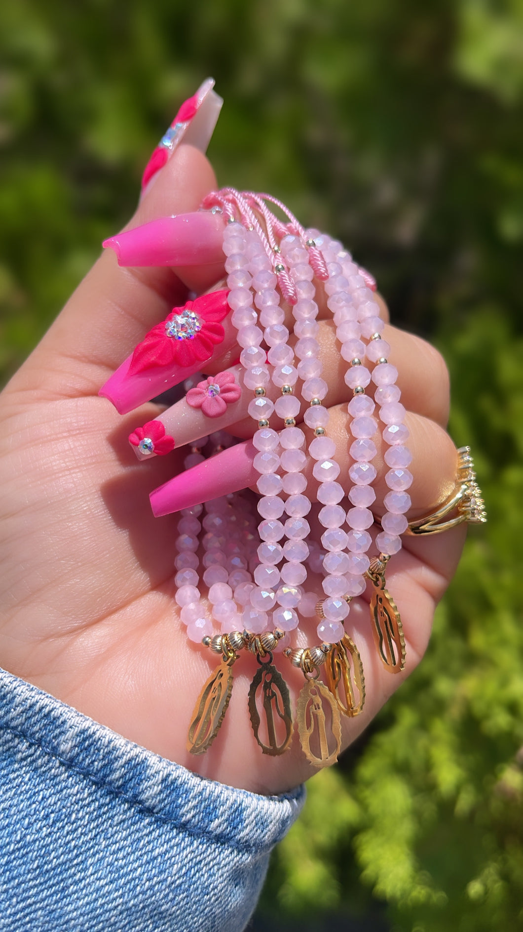 Virgencita pearly pink bracelet