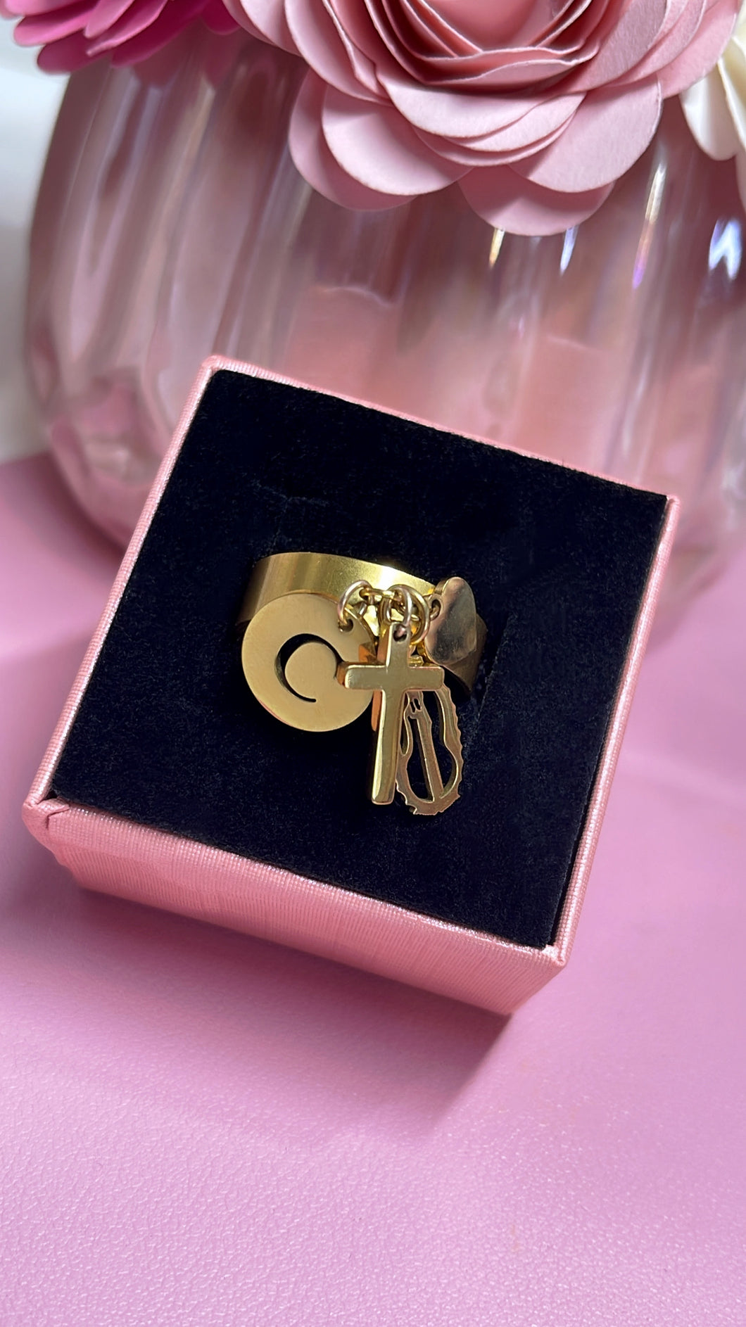 Charm ring