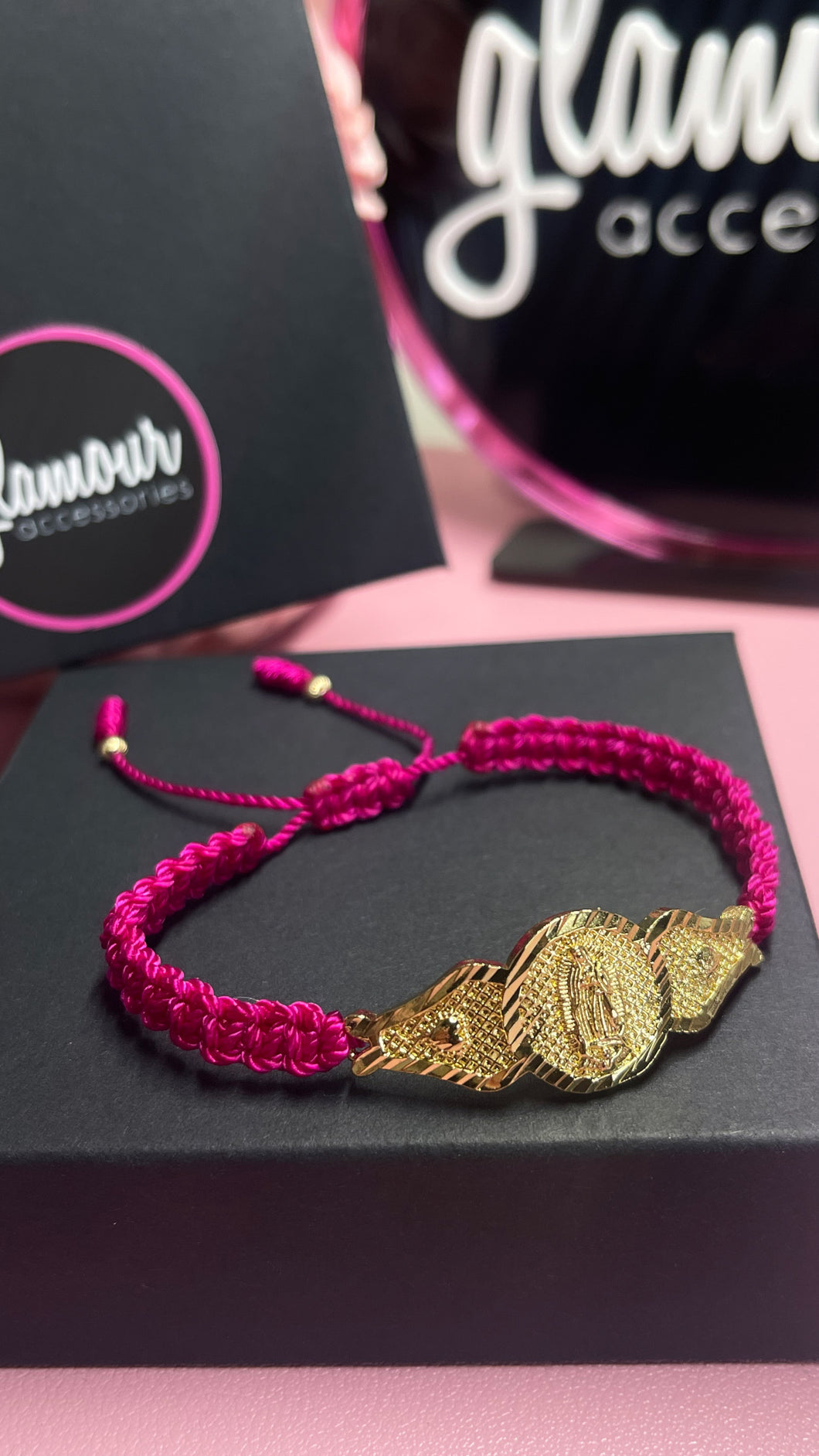 Fuchsia Virgencita bracelet