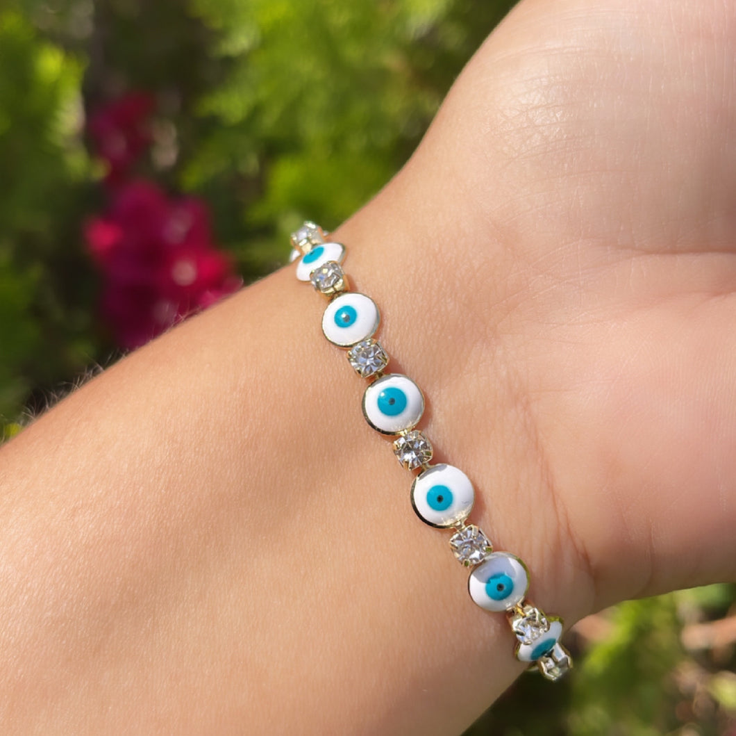 White eye bracelet with Cubic Zirconias